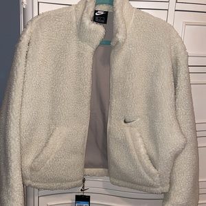 Nwt Nike Cropped Borg Fleece Jacket In 